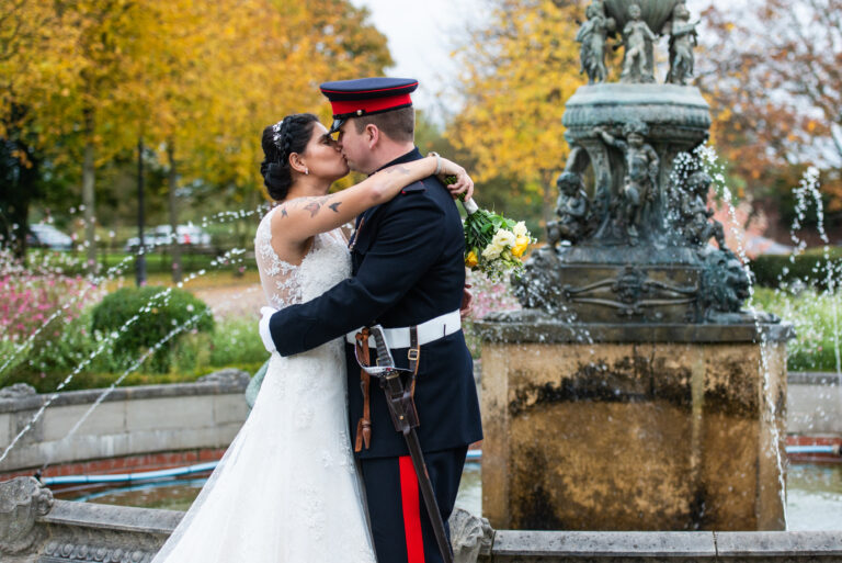 Colwick Hall Wedding Photography: A Relaxed Autumn Wedding